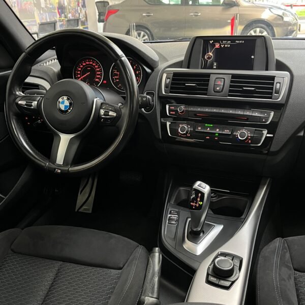 BMW 120i<br>2016<br>73.890.000 - Imagen 11