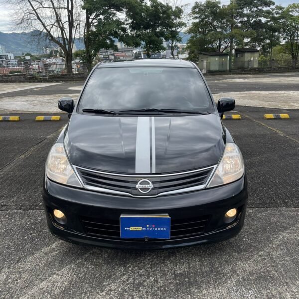 Nissan Tiida<br>2012<br> - Imagen 2