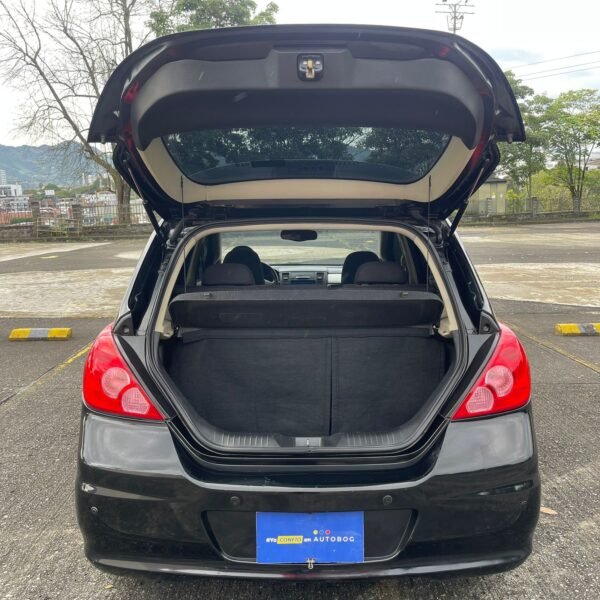 Nissan Tiida<br>2012<br> - Imagen 17