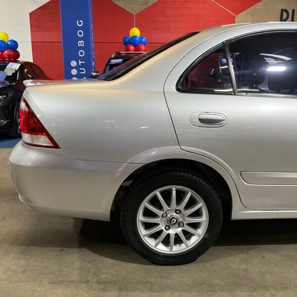 Renault Scala<br>2011<br>24.890.000 - Imagen 9