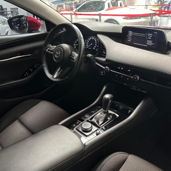 Mazda 3<br>2020<br>79.890.000 - Imagen 17