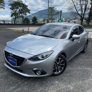Mazda 3<br>2015<br>61.890.000