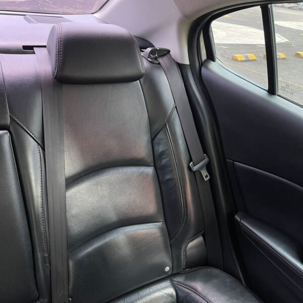 Mazda 3<br>2015<br>61.890.000 - Imagen 23