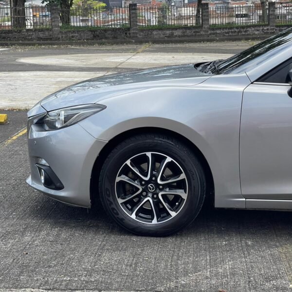 Mazda 3<br>2015<br>61.890.000 - Imagen 10