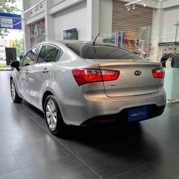 Kia Rio Spice UB EX<br>2015<br>42.980.000 - Imagen 6
