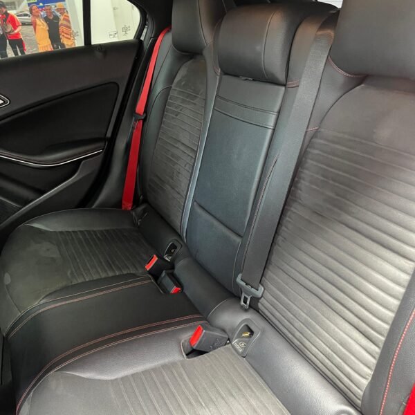 Mercedes Benz A250<br>2017<br>91.890.000 - Imagen 17