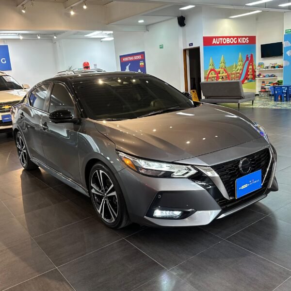 Nissan Sentra<br>2024<br>106.890.000 - Imagen 3