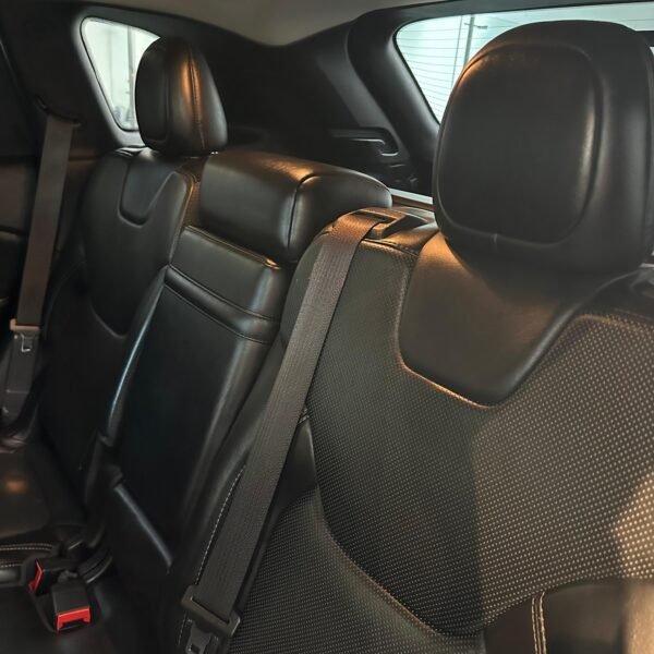 Jeep Cherokee<br>2015<br>61.990.000 - Imagen 20