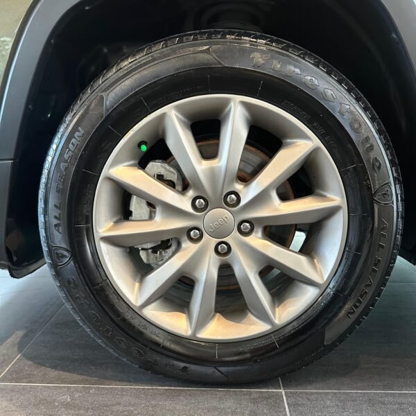 Jeep Cherokee<br>2015<br>61.990.000 - Imagen 27