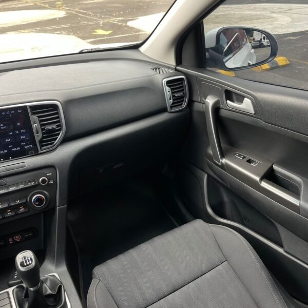 Kia Sportage<br>2019<br>86.980.000 - Imagen 17