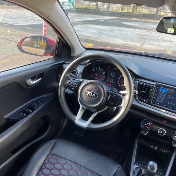 Kia Tonic<br>2019<br>62.980.000 - Imagen 15