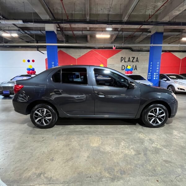 Renault Logan<br>2019<br>45.980.000 - Imagen 4