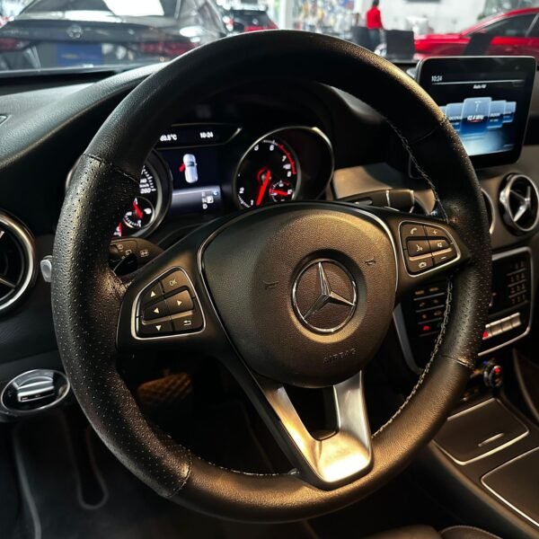 Mercedes Benz GLA200<br>2020<br>102.930.000 - Imagen 8