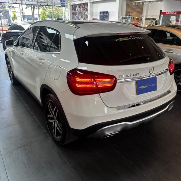 Mercedes Benz GLA200<br>2020<br>102.930.000 - Imagen 6