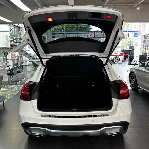 Mercedes Benz GLA200<br>2020<br>102.930.000 - Imagen 20