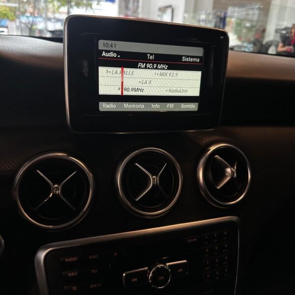 Mercedes Benz A200<br>2015<br>67.890.000 - Imagen 9