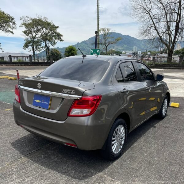 Suzuki Swift<br>2022<br>54.890.000 - Imagen 5