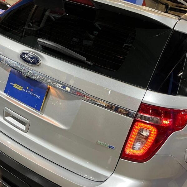 Ford Explorer Limited 4x4<br>2013<br>$59.930.000 - Imagen 7