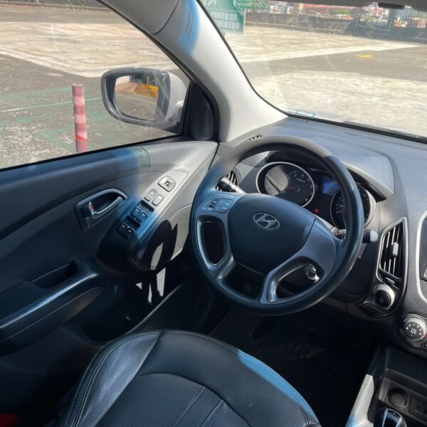 Hyundai Tucson 4x2<br>2016<br>$71.990.000 - Imagen 11