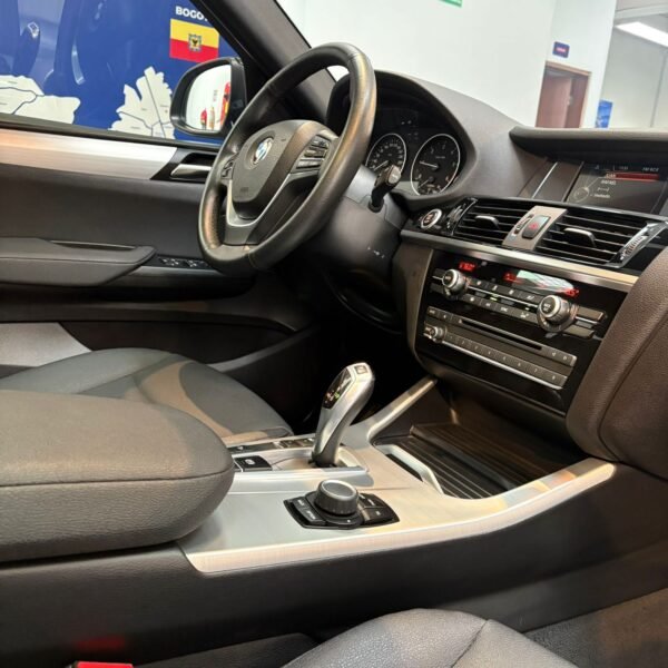 BMW X4<br>Xdrive20d 4x4<br>2018<br>$136.990.000 - Imagen 10