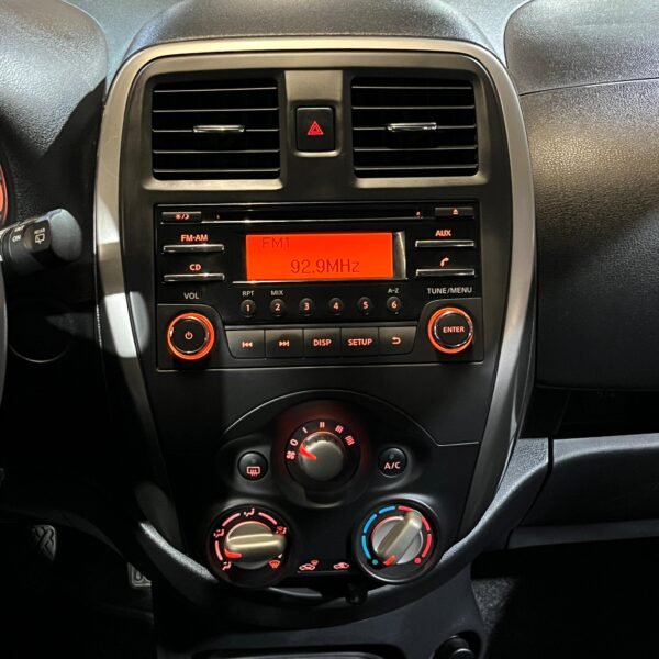 Nissan March<br>2015<br>38.890.000 - Imagen 11