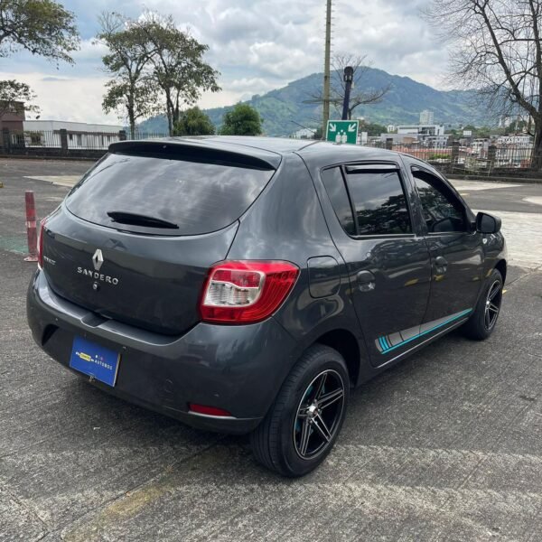 Renault Sandero<br>2018<br>$42.990.000 - Imagen 4