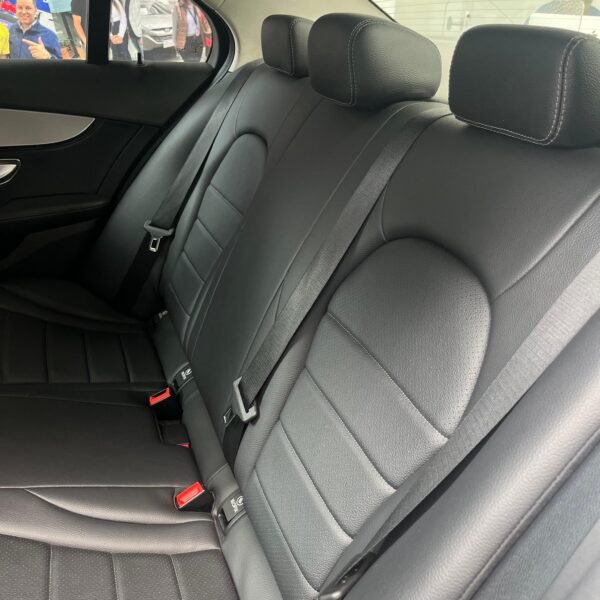 Mercedes Benz C180<br>2016<br>73.980.000 - Imagen 18