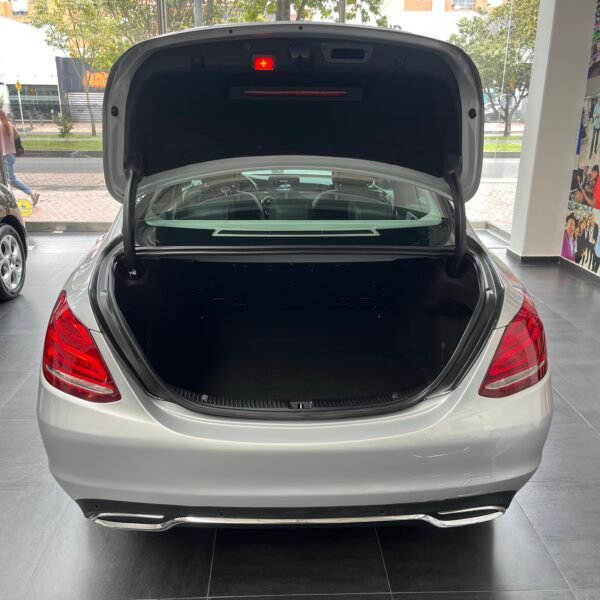 Mercedes Benz C180<br>2016<br>73.980.000 - Imagen 21