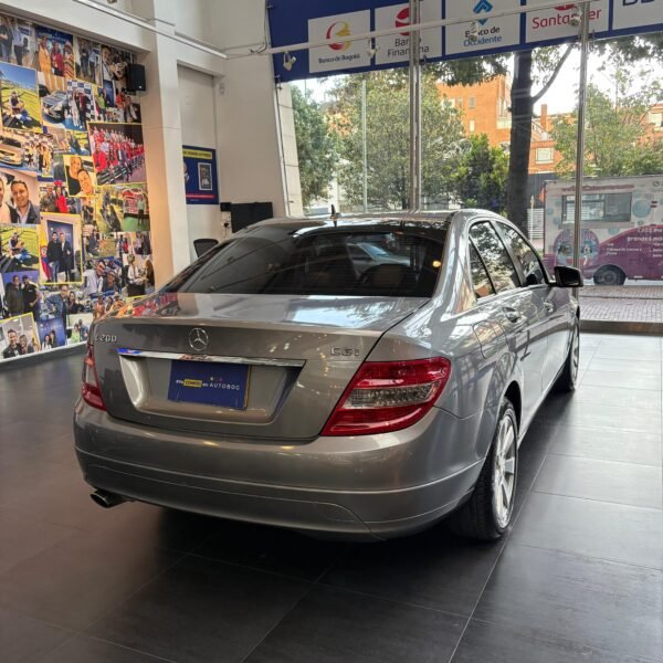 Mercedes Benez C200 CG<br>2010<br>44.980.000 - Imagen 4