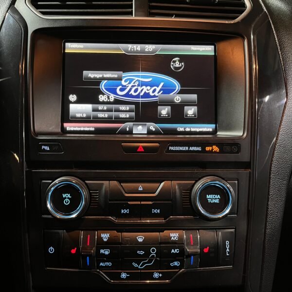 Ford Explorer Xlt 4x2<br>2016<br>$79.630.000 - Imagen 12