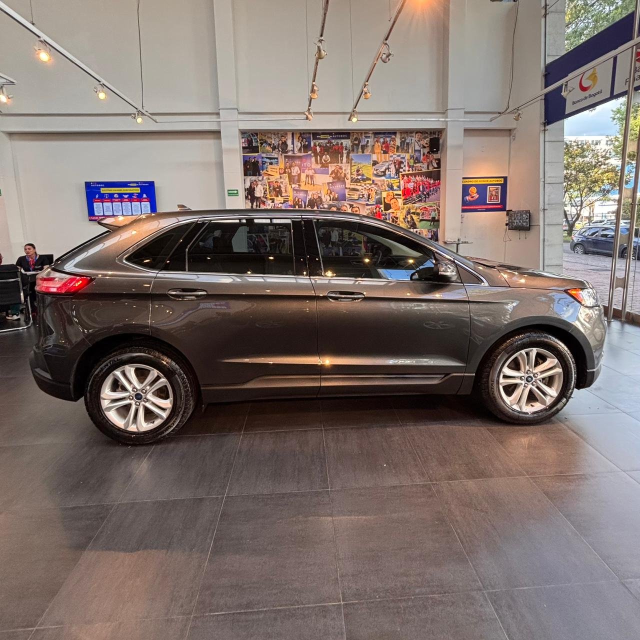 Ford Edge Ride 4x2<br>2019<br>$88.980.000 - Imagen 4