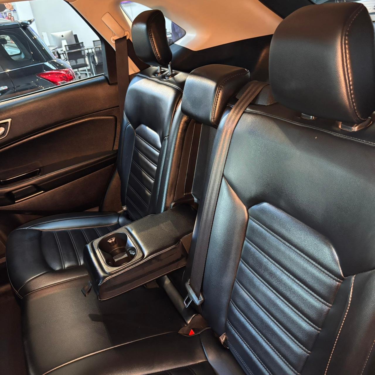 Ford Edge Ride 4x2<br>2019<br>$88.980.000 - Imagen 17