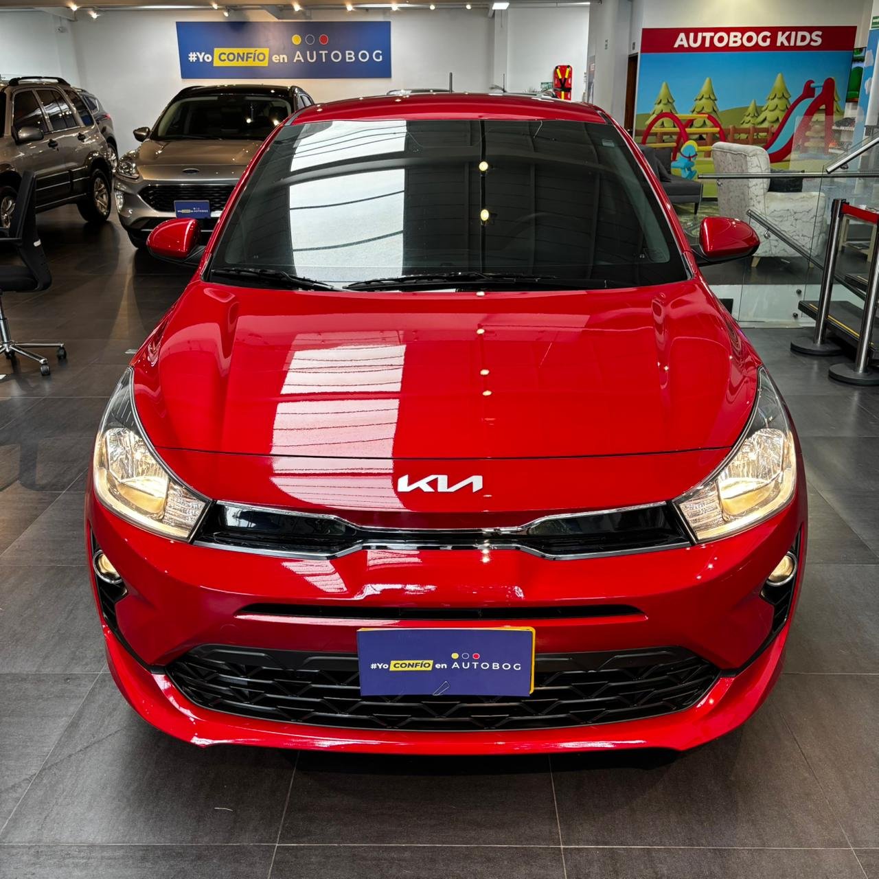 Kia Rio Vibrant<br>2024<br>$74.980.000 - Imagen 2