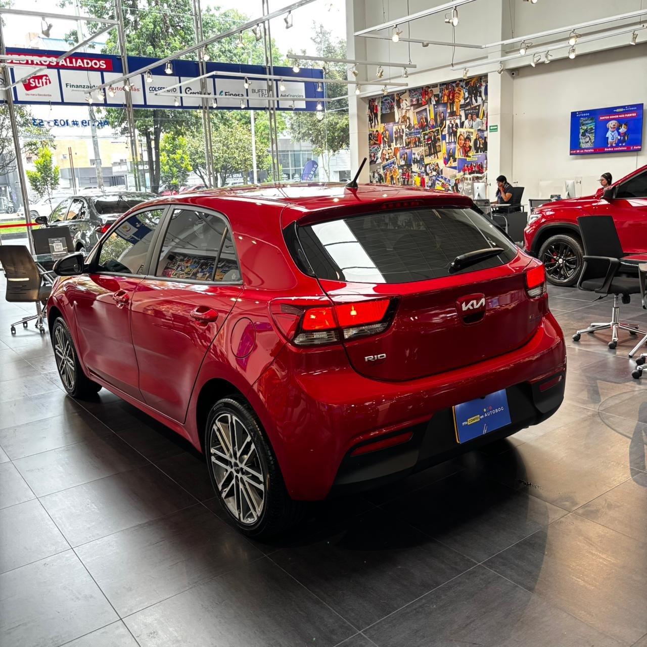 Kia Rio Vibrant<br>2024<br>$74.980.000 - Imagen 6