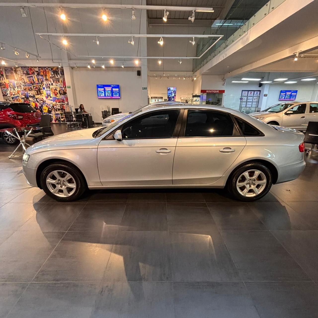 Audi A4 TFSI COMFORT<br>2011<br>$44.980.000 - Imagen 8