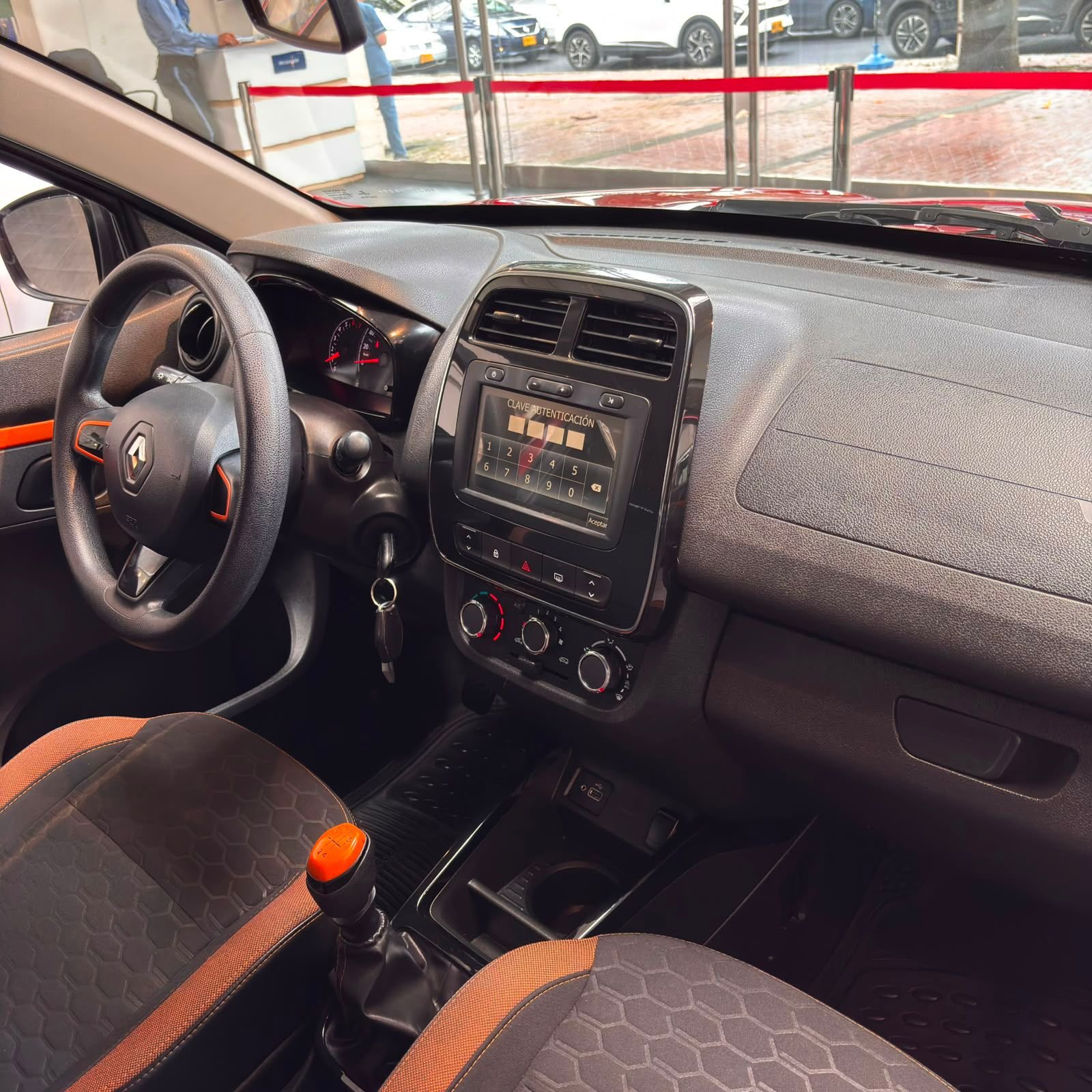Renault Kwid Outsider<br>2022<br>$39.980.000 - Imagen 12