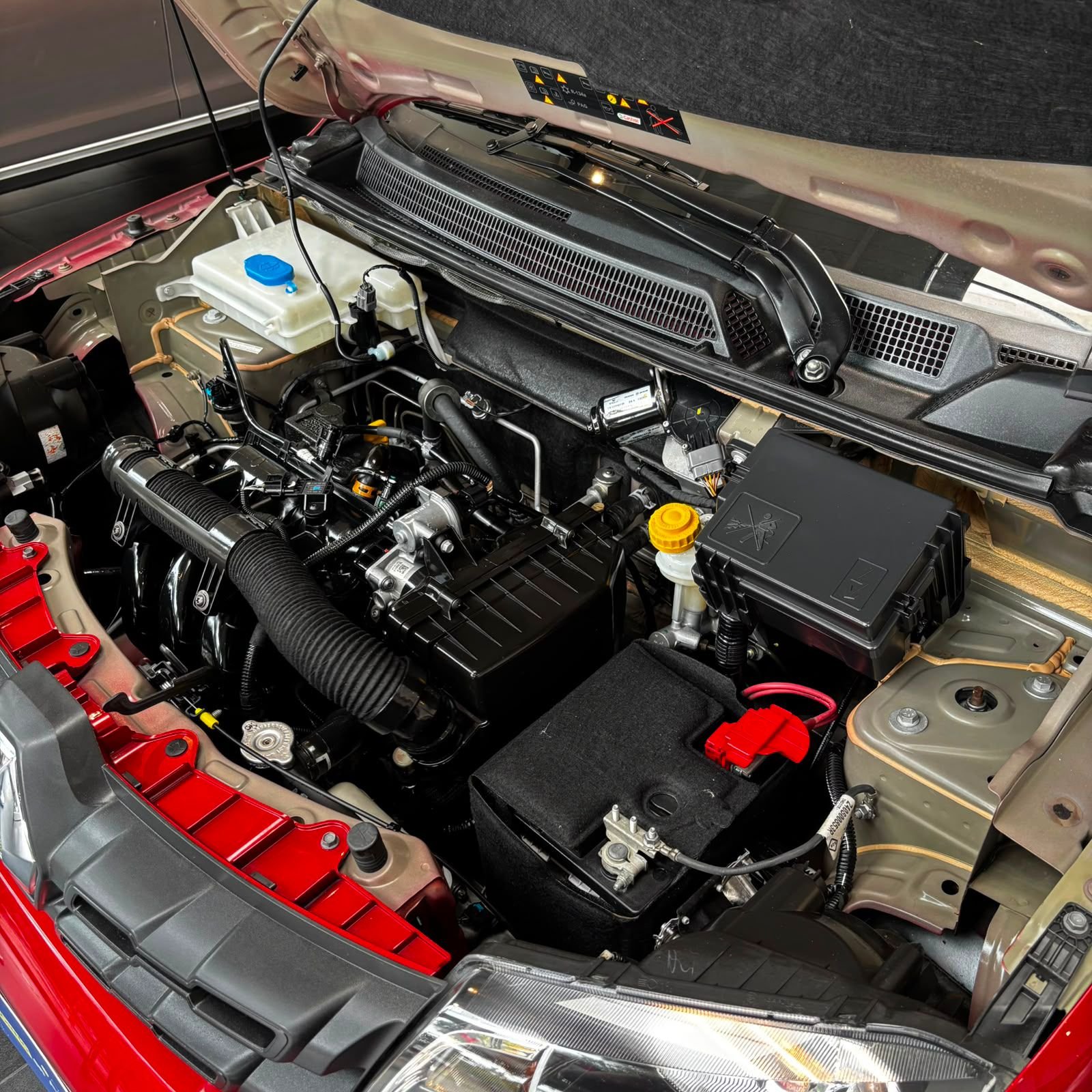 Renault Kwid Outsider<br>2022<br>$39.980.000 - Imagen 21