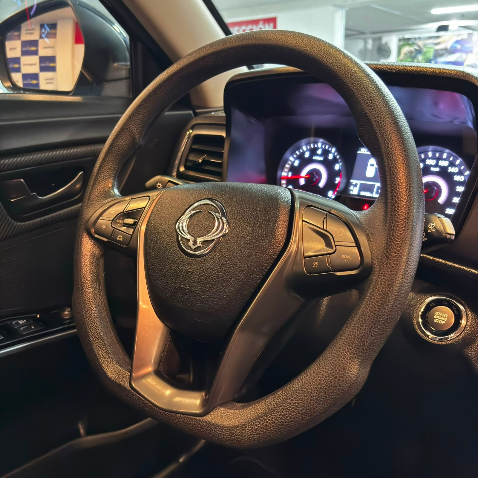 SsangYong Tívoli<br>2024<br>$69.980.000 - Imagen 13