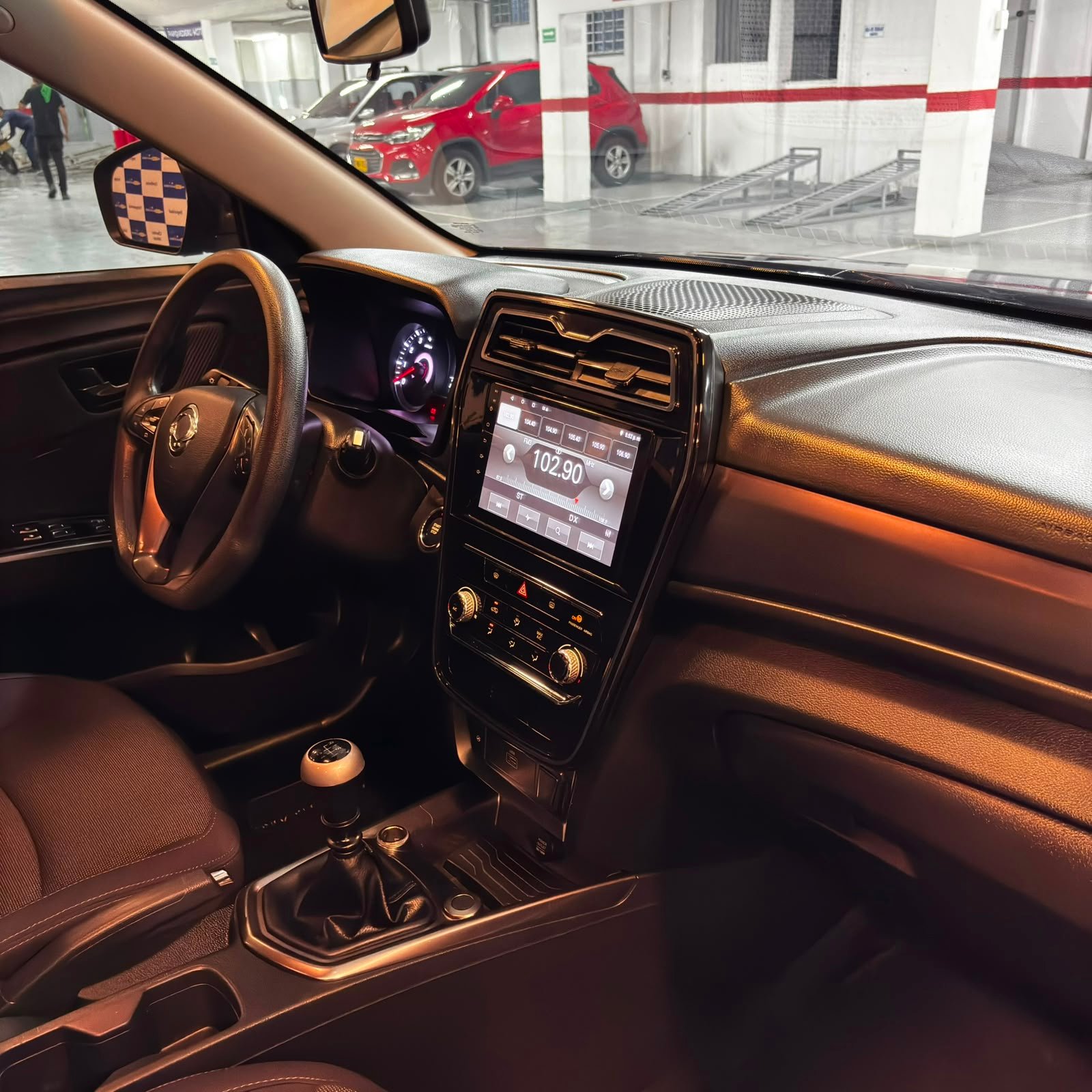 SsangYong Tívoli<br>2024<br>$69.980.000 - Imagen 14