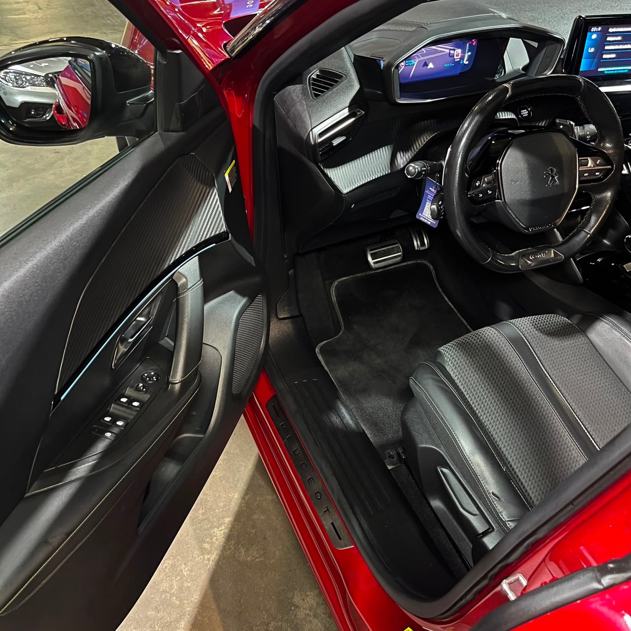Peugeot 2008 Gt line Año<br>2022<br>$86.980.000 - Imagen 11