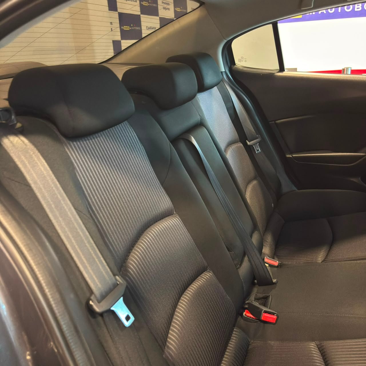 Mazda3 Versión Prime<br>2016<br>$61.980.000 - Imagen 12