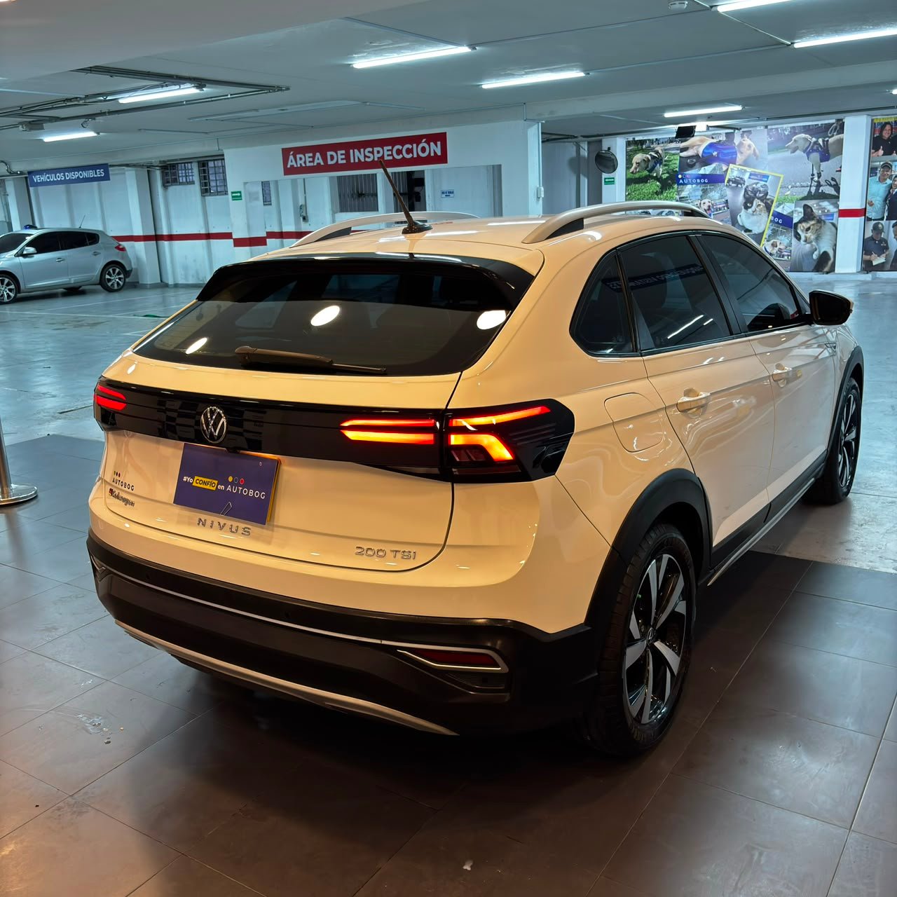 Volkswagen Nivus Highline<BR>2022<BR>79.980.000 - Imagen 6