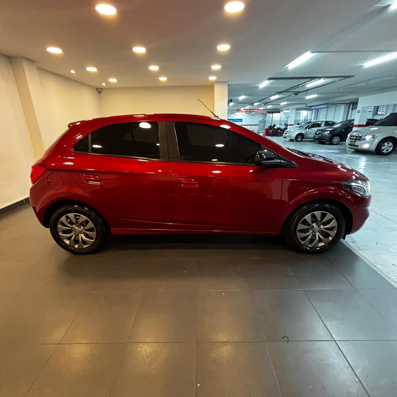 Chevrolet Joy Hatchback<br> 2023<br> $44.980.000 - Imagen 6
