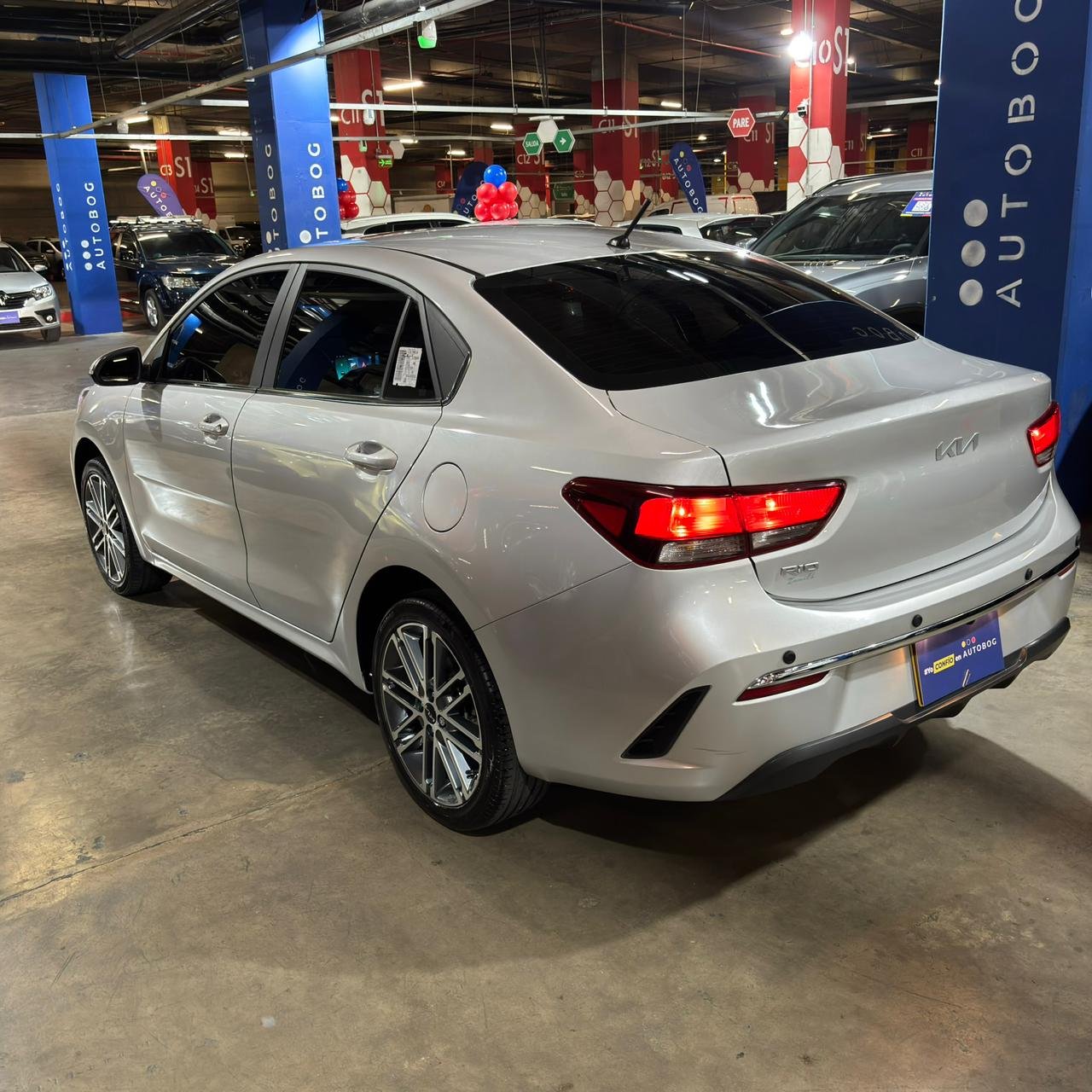 Kia Rio zenith<br>2023<br>$71.980.000 - Imagen 8