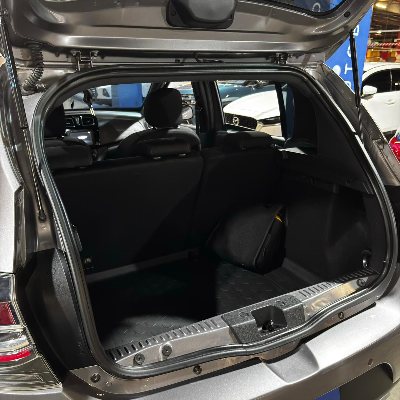 Renault Stepway intens<br>2021<br>$59.980.000 - Imagen 19