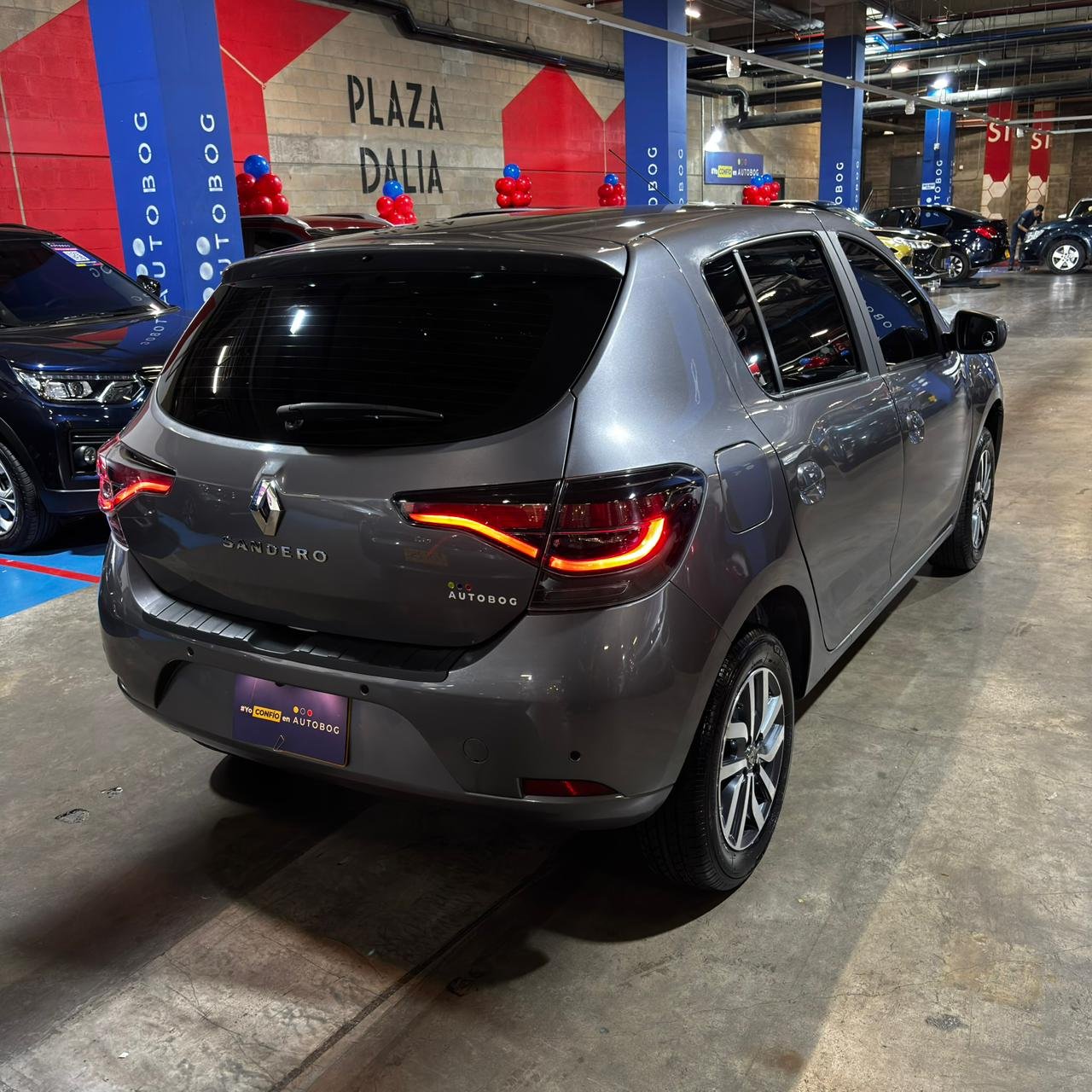 Renault Sandero Zen<br>2023<br>$56.980.000 - Imagen 6