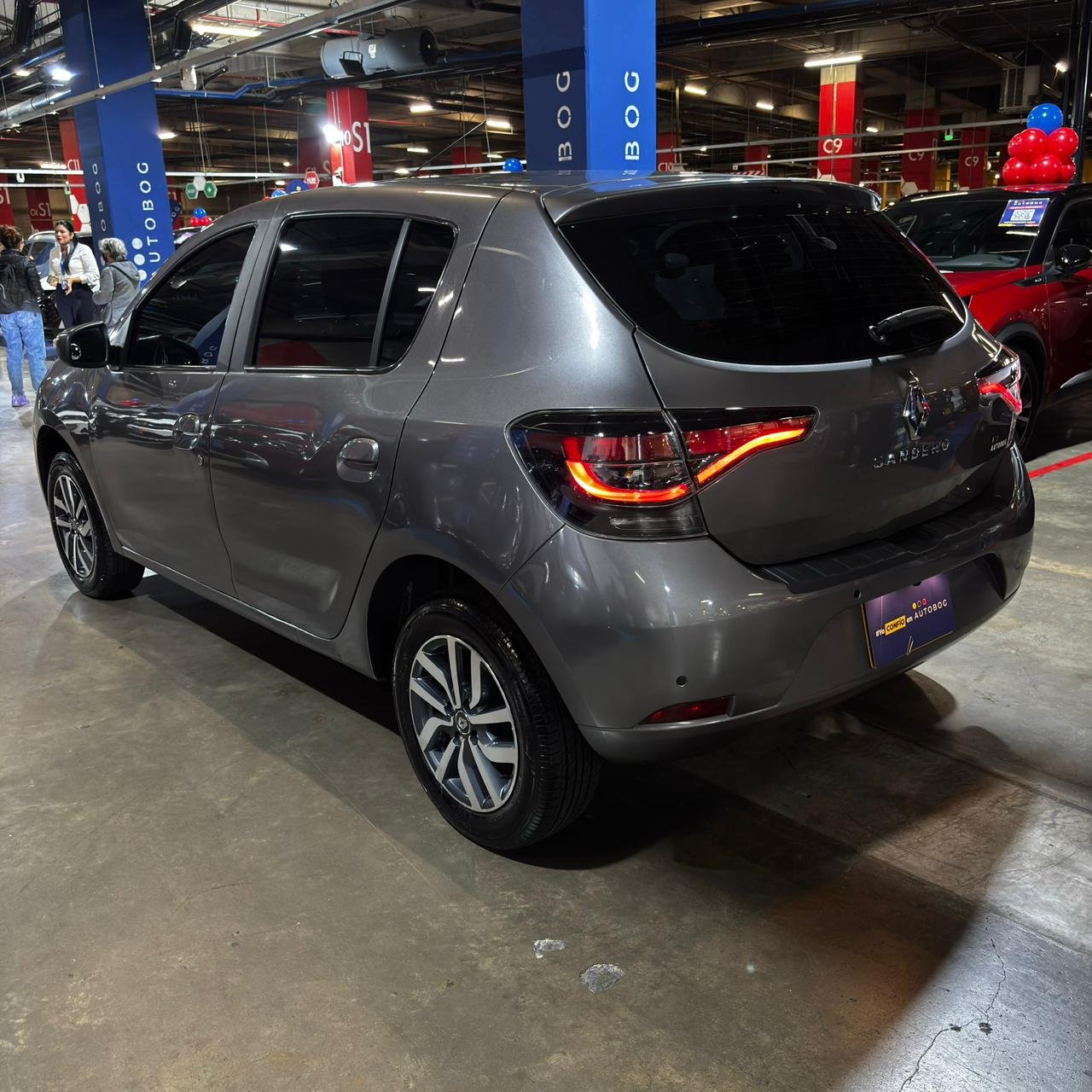 Renault Sandero Zen<br>2023<br>$56.980.000 - Imagen 8