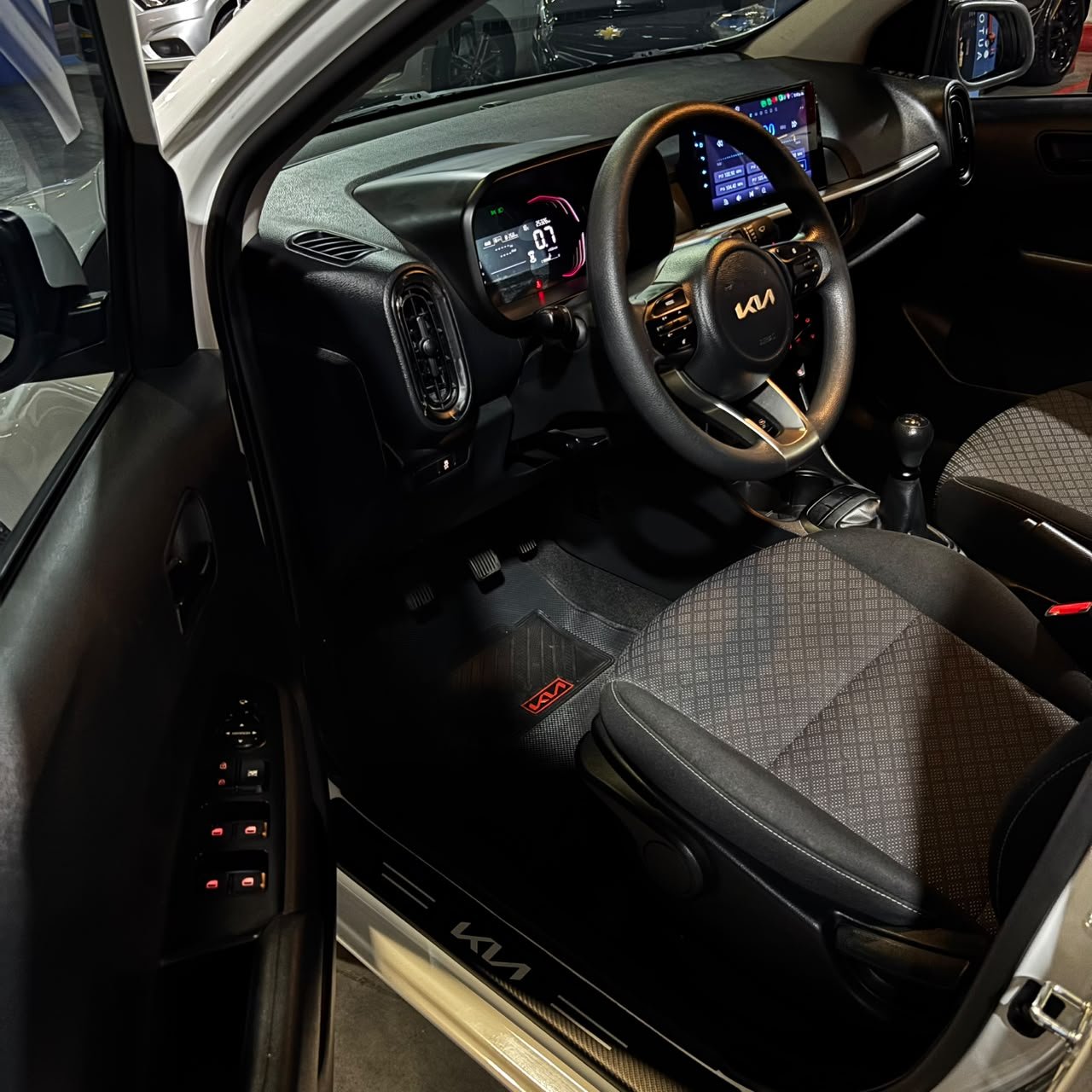 Kia Picanto Zenith<BR>2025<BR>$54.980.000 - Imagen 19