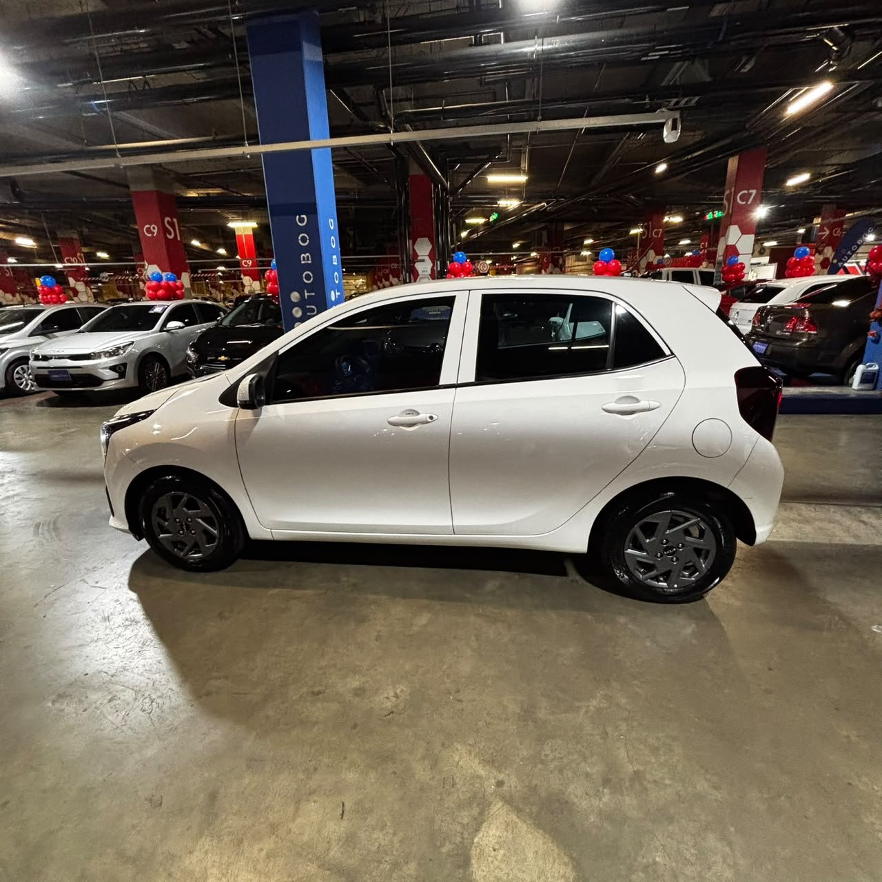 Kia Picanto Zenith<BR>2025<BR>$54.980.000 - Imagen 8