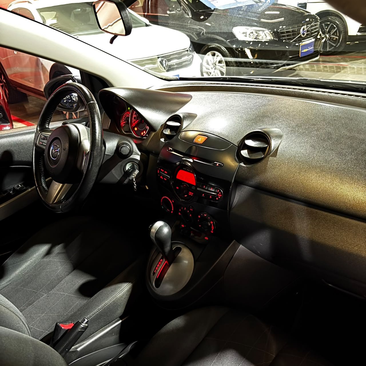 Mazda 2 Hatchback<BR>2015<BR>$45.980.000 - Imagen 14